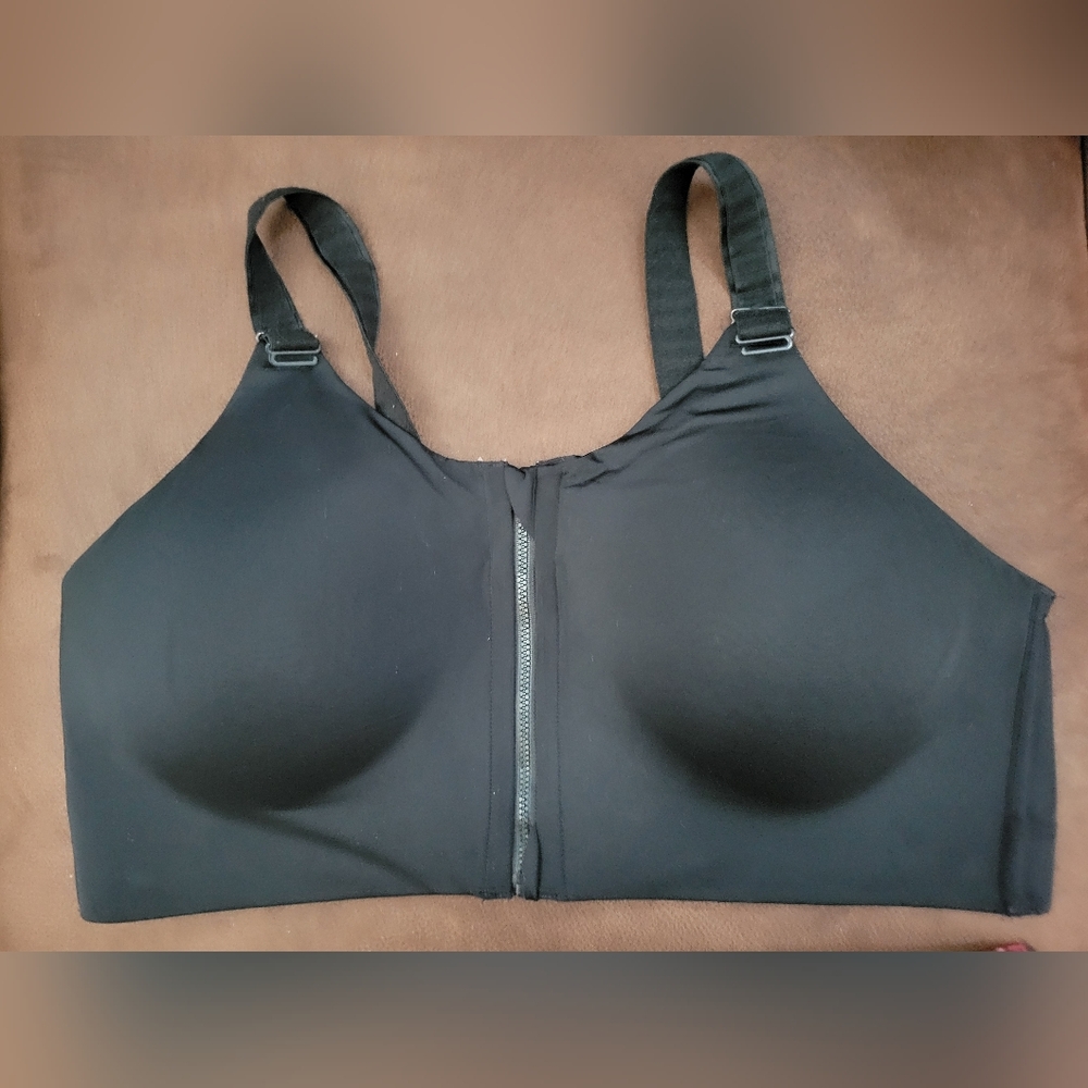 Torrid Active Black Zipper Front Sports Bra